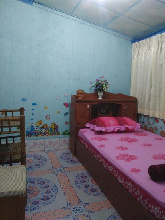 Patchaya Guesthouse アムパワー エクステリア 写真