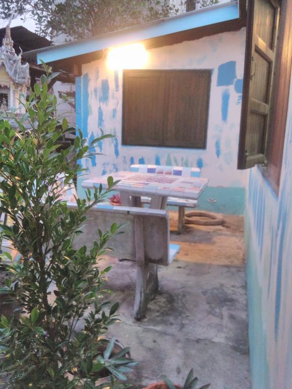 Patchaya Guesthouse アムパワー エクステリア 写真
